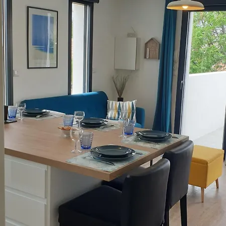 아파트 Kylian's Dream T4 Meuble 4 Etoiles 5mn Des Plages 페홀